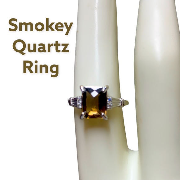 Jewelry - ✨💫Beautiful Smokey Quartz Adjustable Ring✨